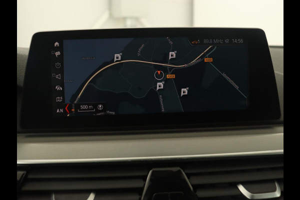 BMW 5 Serie 530i M Sport | Panoramadak | Head-Up | Leder | Stoelverwarming | Sfeerverlichting | Navigatie | Full LED | Parkeerhulp | Sportstoelen