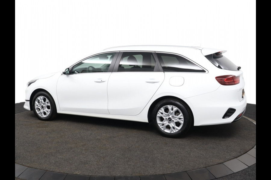 Kia Ceed Sportswagon 1.5 T-GDi DynamicPlusLine - Led Koplampen - Stoel/Stuurverwarming - Navigatie - Cruise Control - Climate Control - Fabrieksgarantie Tot 2031