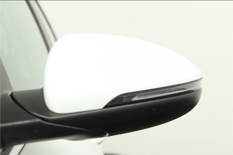 Kia Ceed Sportswagon 1.5 T-GDi DynamicPlusLine - Led Koplampen - Stoel/Stuurverwarming - Navigatie - Cruise Control - Climate Control - Fabrieksgarantie Tot 2031