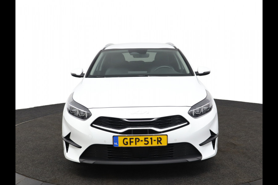 Kia Ceed Sportswagon 1.5 T-GDi DynamicPlusLine - Led Koplampen - Stoel/Stuurverwarming - Navigatie - Cruise Control - Climate Control - Fabrieksgarantie Tot 2031