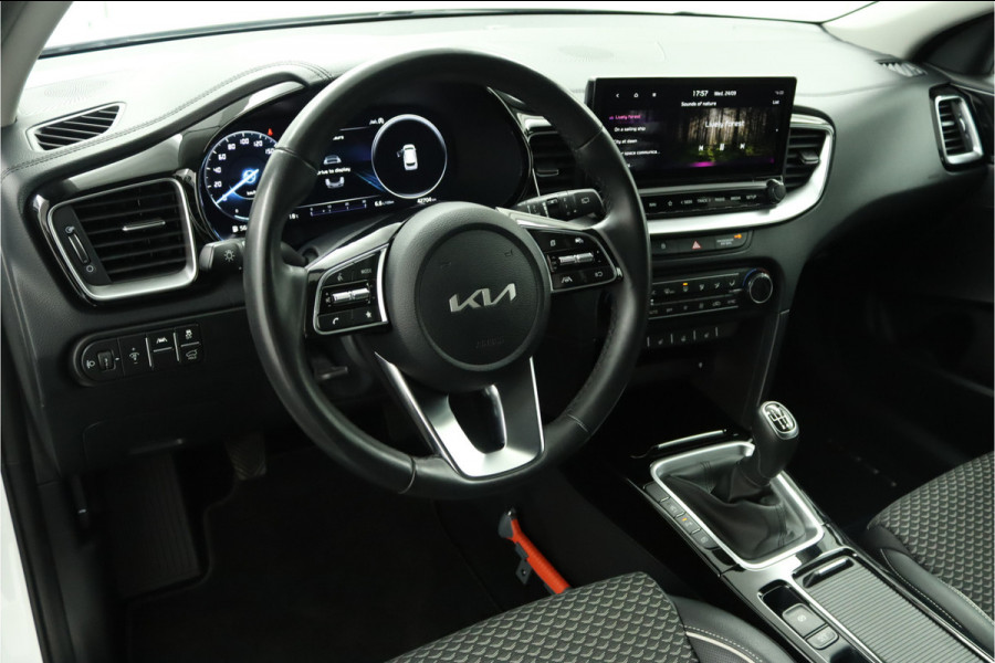 Kia Ceed Sportswagon 1.5 T-GDi DynamicPlusLine - Led Koplampen - Stoel/Stuurverwarming - Navigatie - Cruise Control - Climate Control - Fabrieksgarantie Tot 2031