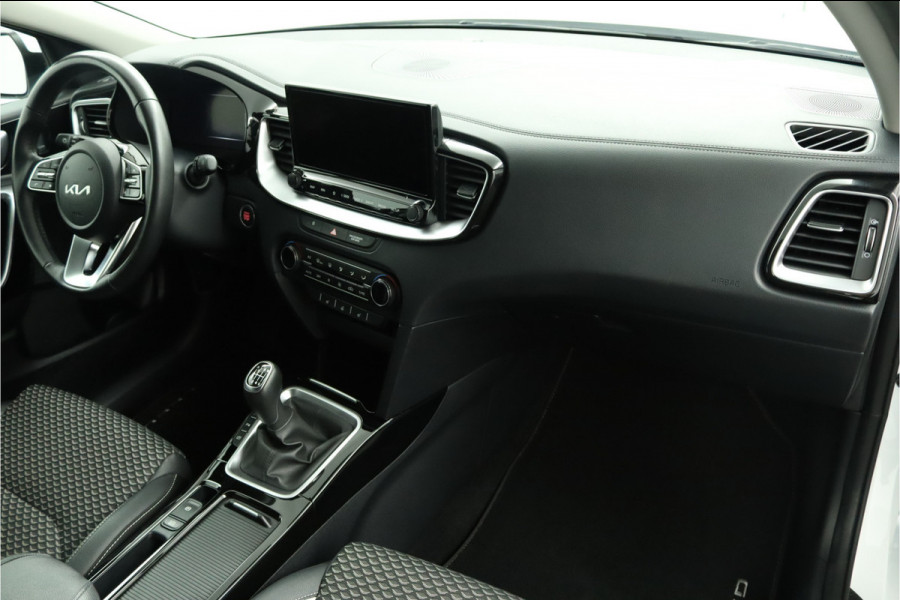 Kia Ceed Sportswagon 1.5 T-GDi DynamicPlusLine - Led Koplampen - Stoel/Stuurverwarming - Navigatie - Cruise Control - Climate Control - Fabrieksgarantie Tot 2031