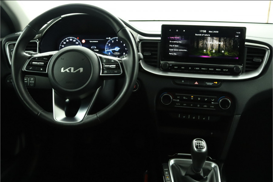Kia Ceed Sportswagon 1.5 T-GDi DynamicPlusLine - Led Koplampen - Stoel/Stuurverwarming - Navigatie - Cruise Control - Climate Control - Fabrieksgarantie Tot 2031