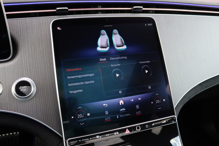 Mercedes-Benz EQE SUV 300 AMG Line 91 kWh | ex Btw. € 59.500,- | Distronic+ | Memory | Panoramadak | Digital Light | Verwarmd Stuurwiel | Burmester | Warmtepomp | Keyless Go | Augmented Reality |