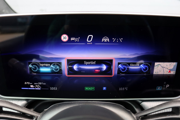 Mercedes-Benz EQE SUV 300 AMG Line 91 kWh | ex Btw. € 59.500,- | Distronic+ | Memory | Panoramadak | Digital Light | Verwarmd Stuurwiel | Burmester | Warmtepomp | Keyless Go | Augmented Reality |