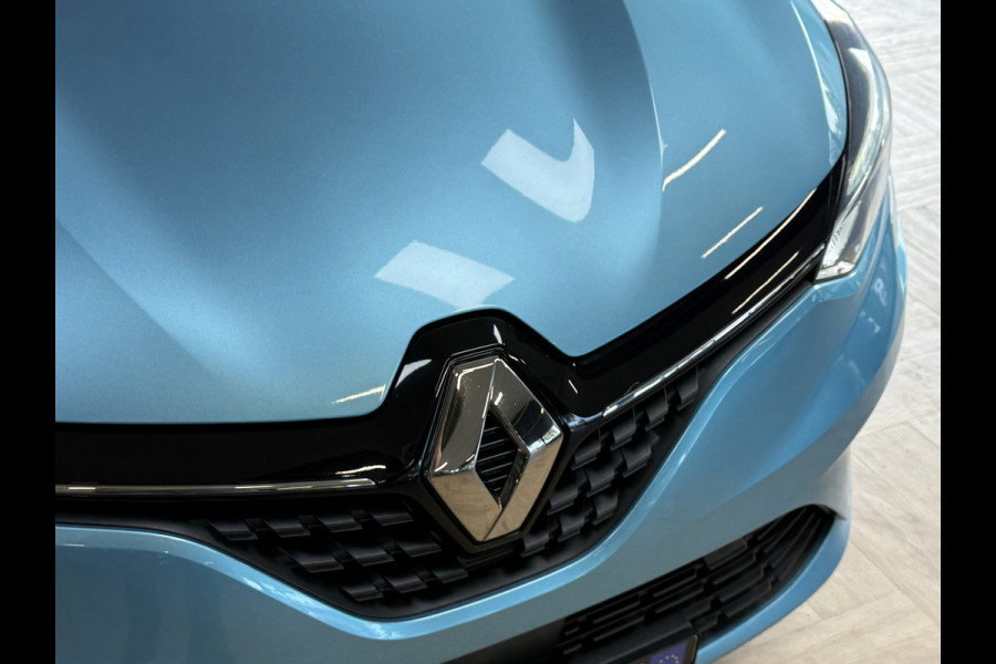 Renault Clio 1.3 TCe 130 | Edition One | Groot Navi | Bose | Camera | 17" | Carplay |