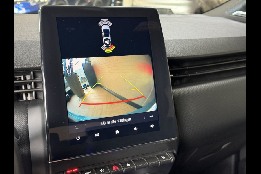 Renault Clio 1.3 TCe 130 | Edition One | Groot Navi | Bose | Camera | 17" | Carplay |