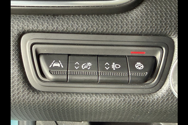 Renault Clio 1.3 TCe 130 | Edition One | Groot Navi | Bose | Camera | 17" | Carplay |