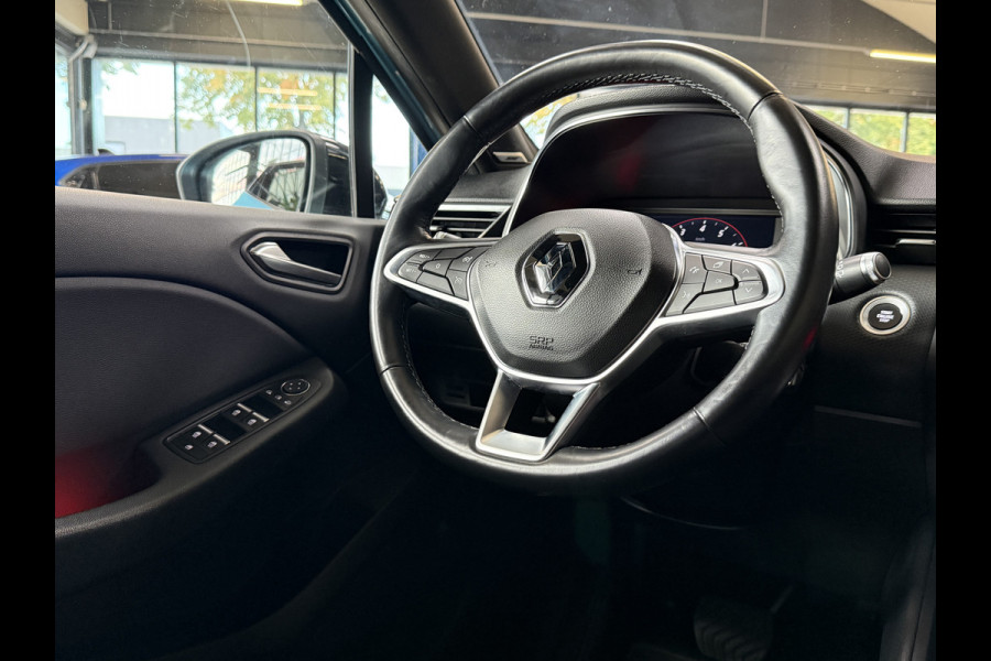Renault Clio 1.3 TCe 130 | Edition One | Groot Navi | Bose | Camera | 17" | Carplay |