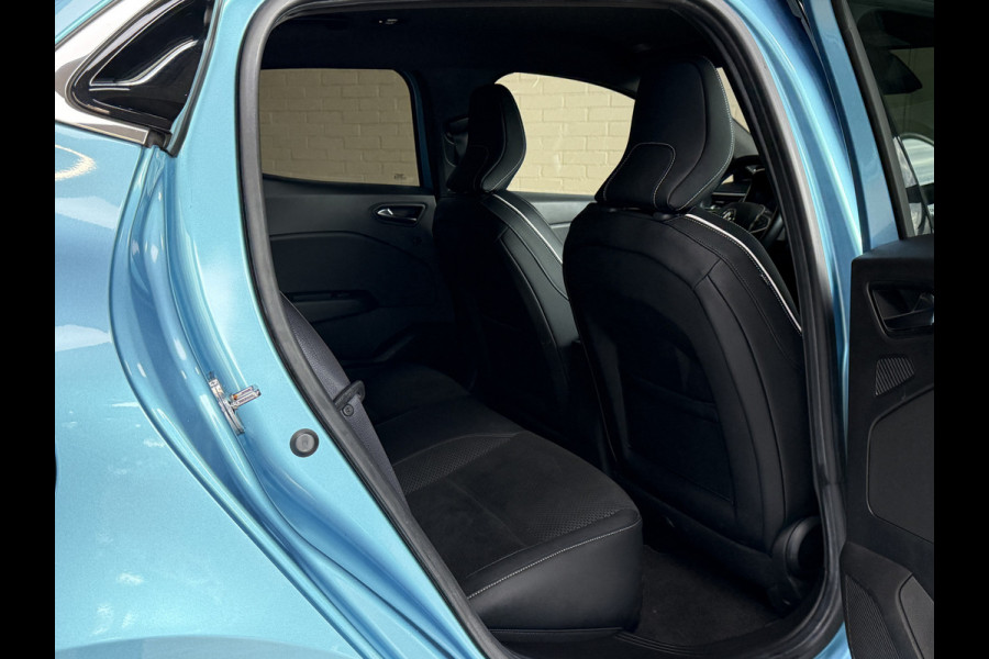 Renault Clio 1.3 TCe 130 | Edition One | Groot Navi | Bose | Camera | 17" | Carplay |