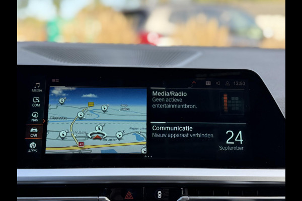 BMW 3 Serie Touring 330e xDrive High Ex. M-Sport|SOH90%|Pano|Laser|Driving Ass Prof|HUD|HiFi||Trekhaak