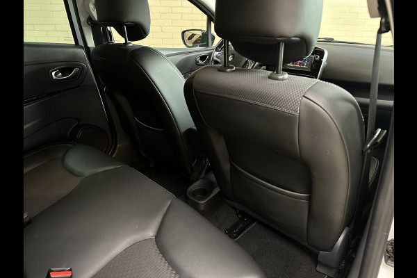 Renault Clio 0.9 TCe 90pk Intens | Navi | Camera | 17" | PDC | Led | Stoelverwarming | Keurig netjes onderhouden!