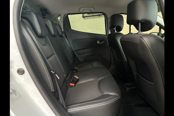 Renault Clio 0.9 TCe 90pk Intens | Navi | Camera | 17" | PDC | Led | Stoelverwarming | Keurig netjes onderhouden!