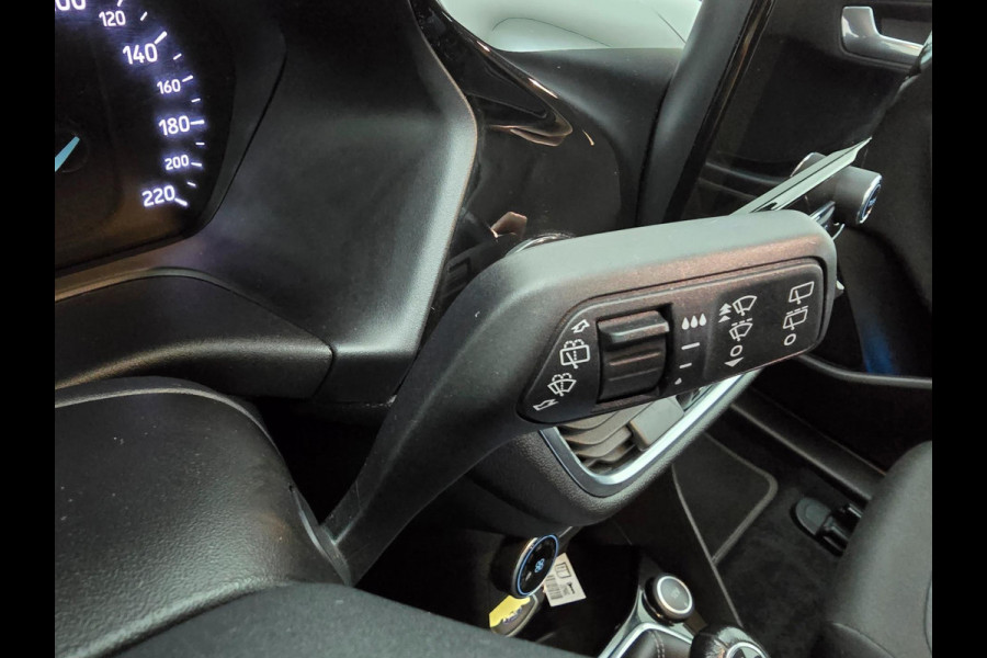 Ford Fiesta Occasion 1.0 EcoBoost Titanium met cruisecontrol en carplay radio | Tweedehands Ford Fiesta antracietgrijs | Navi | 6V
