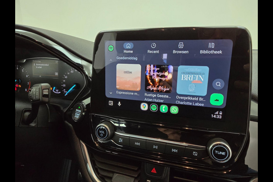 Ford Fiesta Occasion 1.0 EcoBoost Titanium met cruisecontrol en carplay radio | Tweedehands Ford Fiesta antracietgrijs | Navi | 6V