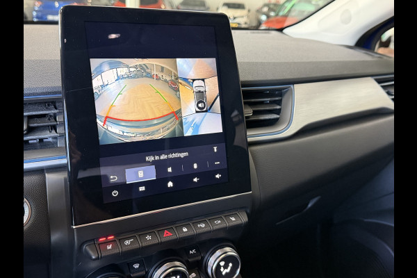 Renault Captur 1.3 TCe 130 Intens | Groot Navi | 360 Camera | 17" | PDC V+A | Trekhaak | 100% Onderhouden!