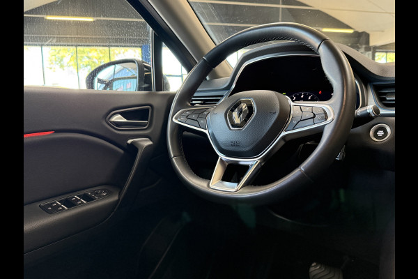 Renault Captur 1.3 TCe 130 Intens | Groot Navi | 360 Camera | 17" | PDC V+A | Trekhaak | 100% Onderhouden!