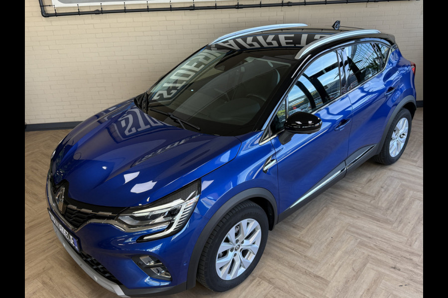 Renault Captur 1.3 TCe 130 Intens | Groot Navi | 360 Camera | 17" | PDC V+A | Trekhaak | 100% Onderhouden!