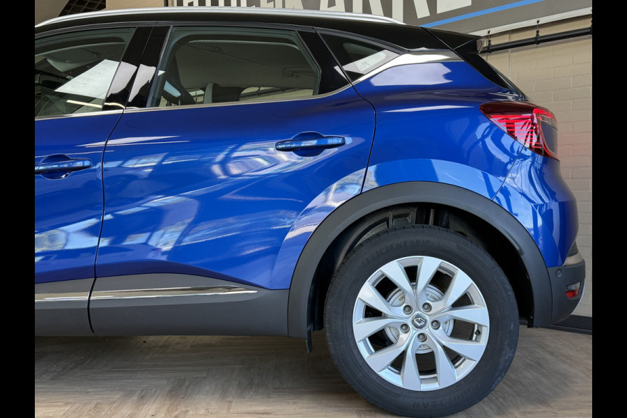 Renault Captur 1.3 TCe 130 Intens | Groot Navi | 360 Camera | 17" | PDC V+A | Trekhaak | 100% Onderhouden!