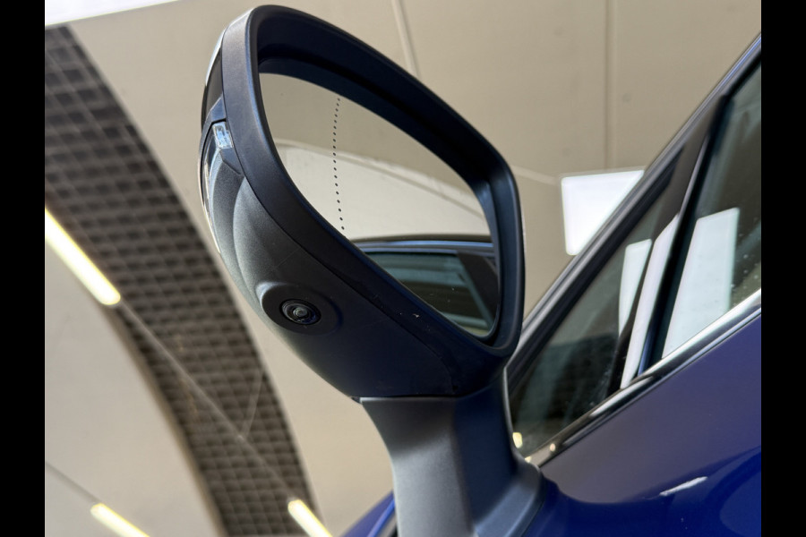 Renault Captur 1.3 TCe 130 Intens | Groot Navi | 360 Camera | 17" | PDC V+A | Trekhaak | 100% Onderhouden!