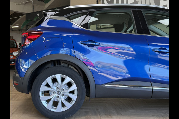 Renault Captur 1.3 TCe 130 Intens | Groot Navi | 360 Camera | 17" | PDC V+A | Trekhaak | 100% Onderhouden!