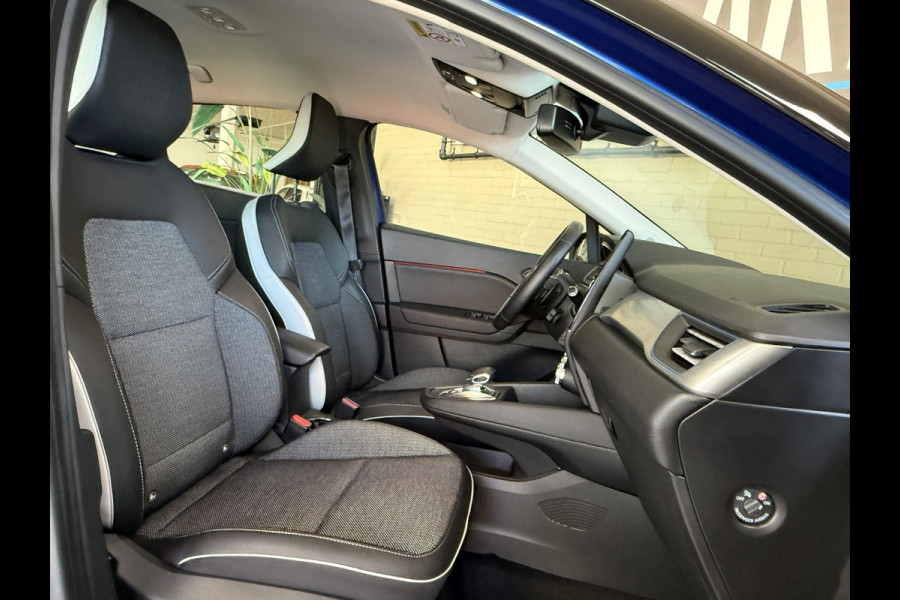 Renault Captur 1.3 TCe 130 Intens | Groot Navi | 360 Camera | 17" | PDC V+A | Trekhaak | 100% Onderhouden!