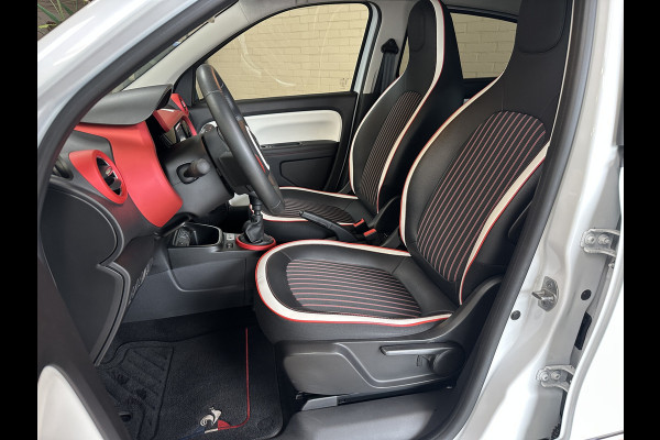 Renault Twingo 0.9 TCe 92pk | Le coq Sportif | Navi R-Link | Clima | 16" | Camera | Led | Carplay | 100 % Dealer onderhouden!