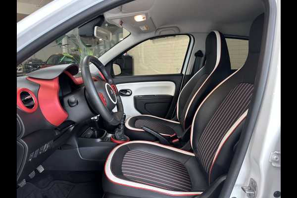 Renault Twingo 0.9 TCe 92pk | Le coq Sportif | Navi R-Link | Clima | 16" | Camera | Led | Carplay | 100 % Dealer onderhouden!