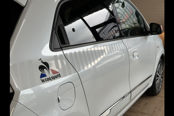 Renault Twingo 0.9 TCe 92pk | Le coq Sportif | Navi R-Link | Clima | 16" | Camera | Led | Carplay | 100 % Dealer onderhouden!