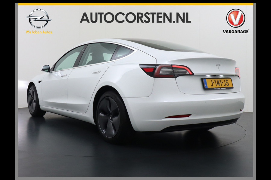 Tesla Model 3 RWD SR+ 60kWh 325PK Lmv  AutoPilot Leder PanoDak Adaptive-Cruise Lmv Camera's Elektr.-Stuur+Stoelen+Spiegels+Geheugen+Easy-Entry Navi LED Comfortstoelen ACC DAB Voorverwarmen interieur via App Keyless via Telefoonsleutel One-Pedal-Drive Origineel Nederlandse auto tot 11kw laden thuis! 1.584kg licht!