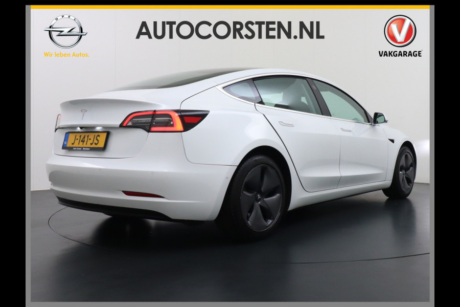Tesla Model 3 RWD SR+ 60kWh 325PK Lmv  AutoPilot Leder PanoDak Adaptive-Cruise Lmv Camera's Elektr.-Stuur+Stoelen+Spiegels+Geheugen+Easy-Entry Navi LED Comfortstoelen ACC DAB Voorverwarmen interieur via App Keyless via Telefoonsleutel One-Pedal-Drive Origineel Nederlandse auto tot 11kw laden thuis! 1.584kg licht!