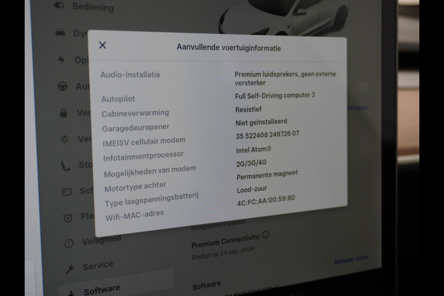 Tesla Model 3 RWD SR+ 60kWh 325PK Lmv  AutoPilot Leder PanoDak Adaptive-Cruise Lmv Camera's Elektr.-Stuur+Stoelen+Spiegels+Geheugen+Easy-Entry Navi LED Comfortstoelen ACC DAB Voorverwarmen interieur via App Keyless via Telefoonsleutel One-Pedal-Drive Origineel Nederlandse auto tot 11kw laden thuis! 1.584kg licht!