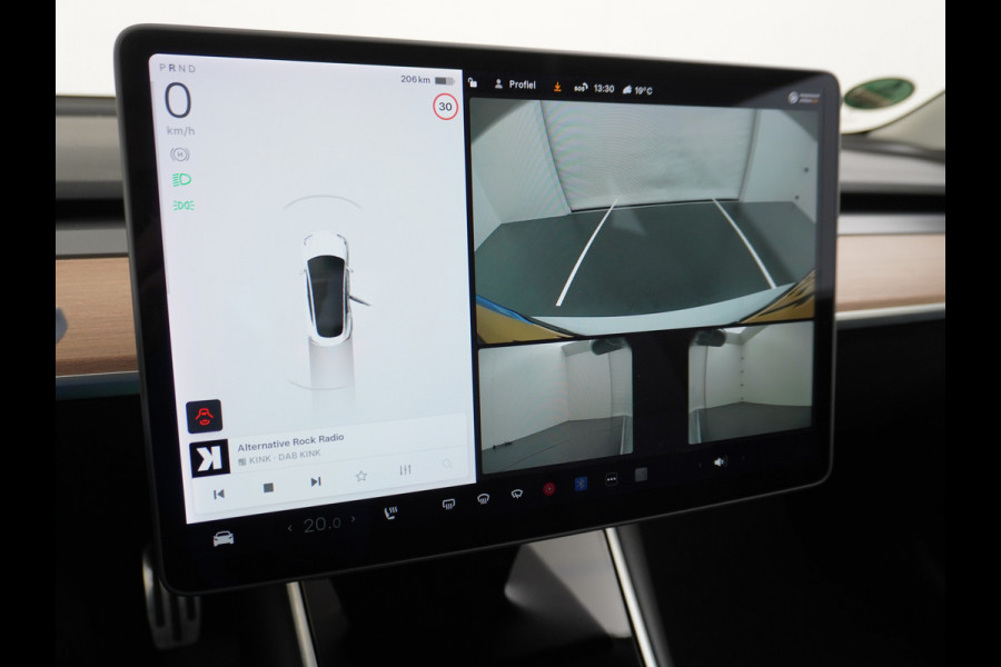 Tesla Model 3 RWD SR+ 60kWh 325PK Lmv  AutoPilot Leder PanoDak Adaptive-Cruise Lmv Camera's Elektr.-Stuur+Stoelen+Spiegels+Geheugen+Easy-Entry Navi LED Comfortstoelen ACC DAB Voorverwarmen interieur via App Keyless via Telefoonsleutel One-Pedal-Drive Origineel Nederlandse auto tot 11kw laden thuis! 1.584kg licht!