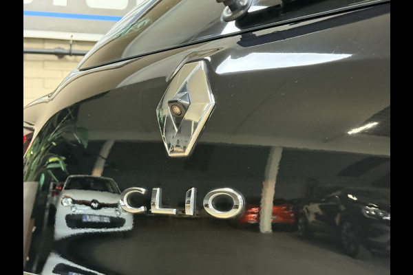 Renault Clio 0.9 TCe 90pk | Bose | R-Link Navi | 17 inch | Stoelverwarming | LED | Camera | 100% Dealer onderhouden! Renault Clio 0.9 TCe 90pk | Bose | R-Link Navi | 17 inch | Stoelverwarming | LED | Camera | 100% Dealer onderhouden!
