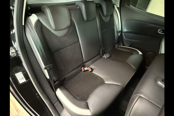 Renault Clio 0.9 TCe 90pk | Bose | R-Link Navi | 17 inch | Stoelverwarming | LED | Camera | 100% Dealer onderhouden! Renault Clio 0.9 TCe 90pk | Bose | R-Link Navi | 17 inch | Stoelverwarming | LED | Camera | 100% Dealer onderhouden!