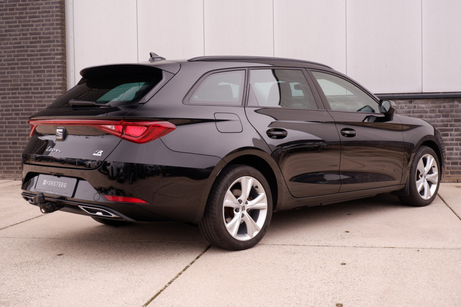 Seat Leon Sportstourer 1.4 TSI eHybrid PHEV FR Business Intense | Elek. Trekhaak | LED | Carplay | Camera | Sfeerverlichting | Virtual Cockpit