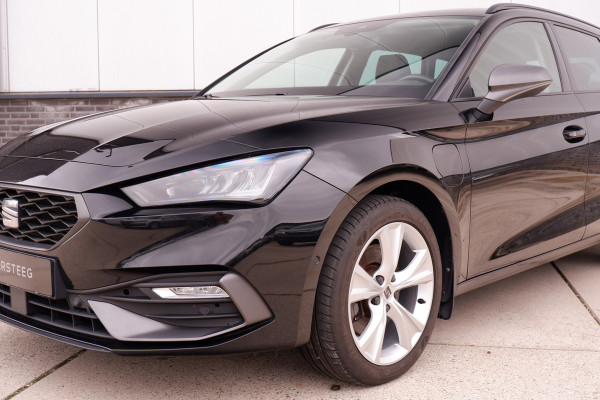 Seat Leon Sportstourer 1.4 TSI eHybrid PHEV FR Business Intense | Elek. Trekhaak | LED | Carplay | Camera | Sfeerverlichting | Virtual Cockpit