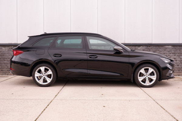 Seat Leon Sportstourer 1.4 TSI eHybrid PHEV FR Business Intense | Elek. Trekhaak | LED | Carplay | Camera | Sfeerverlichting | Virtual Cockpit