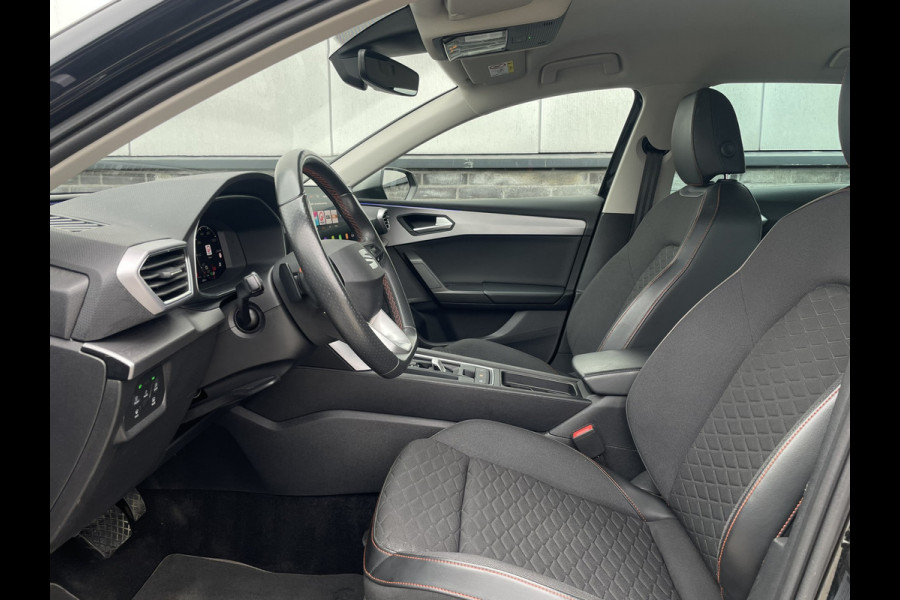 Seat Leon Sportstourer 1.4 TSI eHybrid PHEV FR Business Intense | Elek. Trekhaak | LED | Carplay | Camera | Sfeerverlichting | Virtual Cockpit