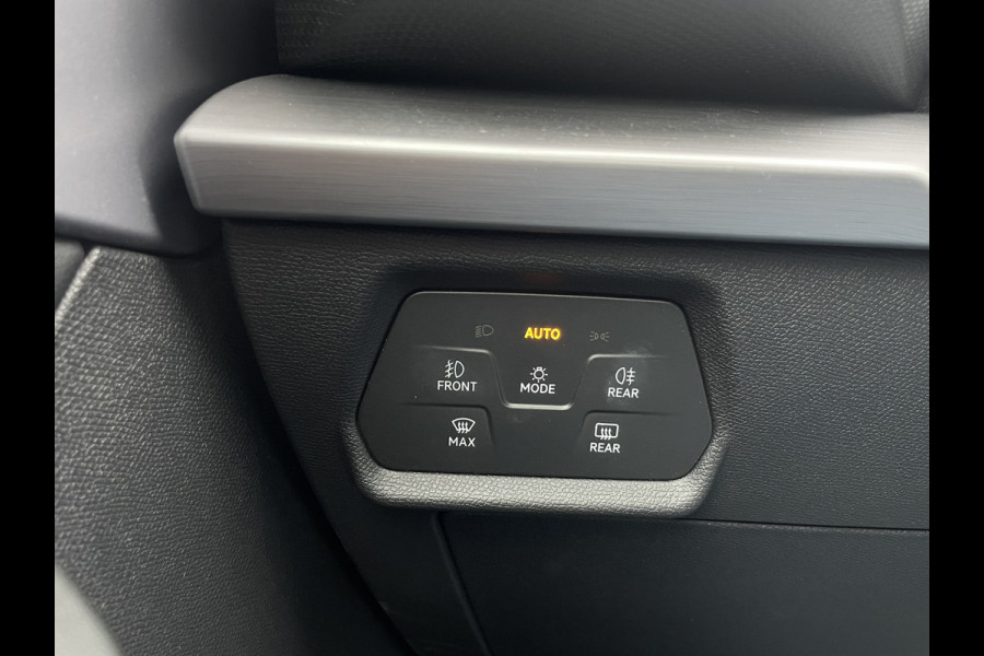 Seat Leon Sportstourer 1.4 TSI eHybrid PHEV FR Business Intense | Elek. Trekhaak | LED | Carplay | Camera | Sfeerverlichting | Virtual Cockpit