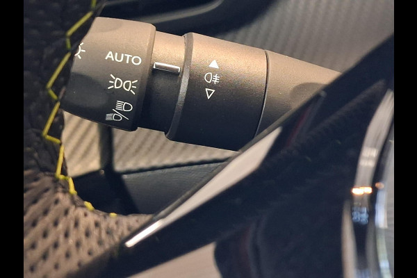 Peugeot 208 1.2 PureTech 100 GT | Navigatie | 360° Camera | Keyless Entry | Apple Carplay/Android Auto |