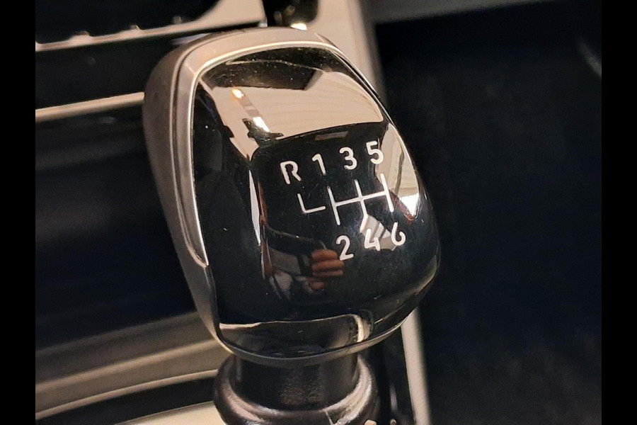 Peugeot 208 1.2 PureTech 100 GT | Navigatie | 360° Camera | Keyless Entry | Apple Carplay/Android Auto |