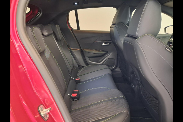 Peugeot 208 1.2 PureTech 100 GT | Navigatie | 360° Camera | Keyless Entry | Apple Carplay/Android Auto |