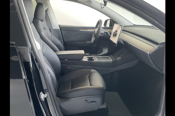 Tesla Model Y Long Range AWD 75 kWh 351 PK / Leder / Camera / Autopilot