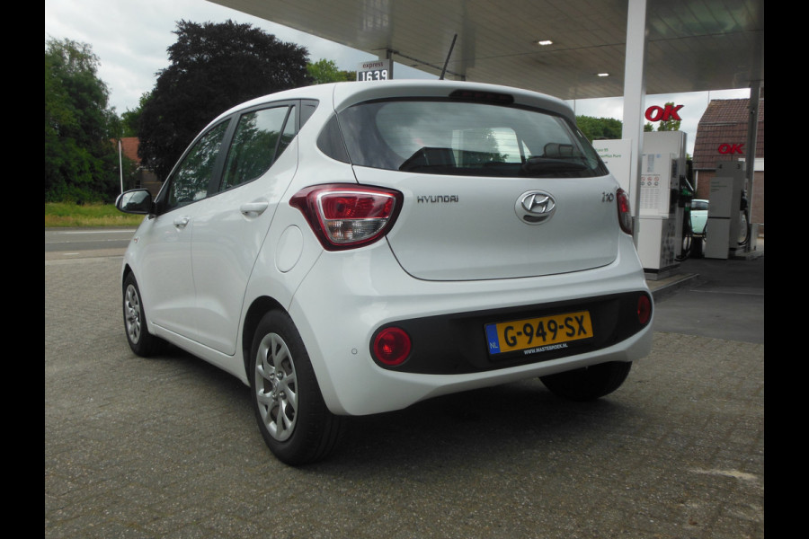Hyundai i10 1.0i Comfort Staat in De Krim