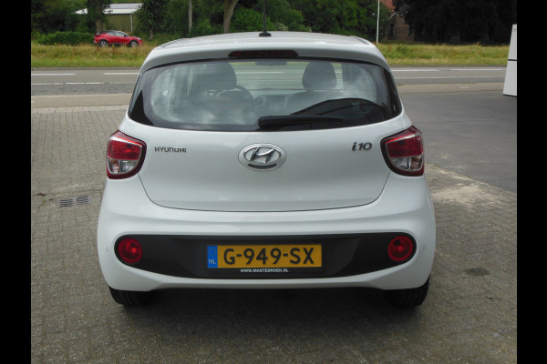 Hyundai i10 1.0i Comfort Staat in De Krim