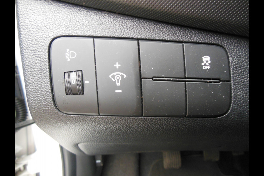 Hyundai i10 1.0i Comfort Staat in De Krim