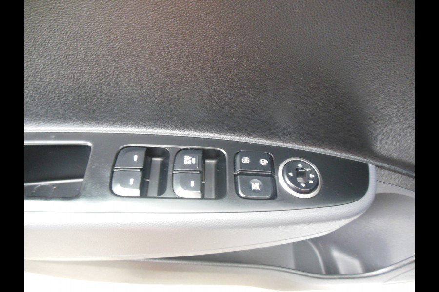 Hyundai i10 1.0i Comfort Staat in De Krim