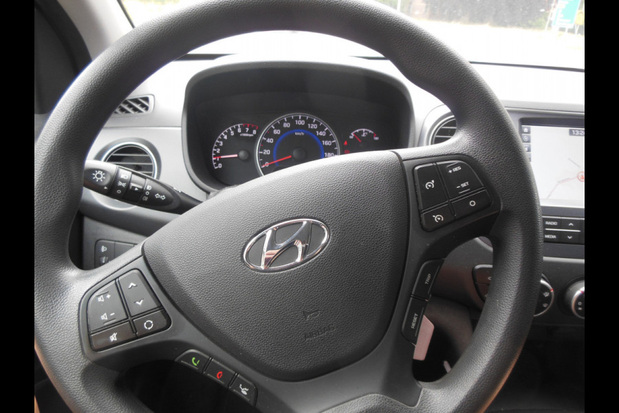 Hyundai i10 1.0i Comfort Staat in De Krim