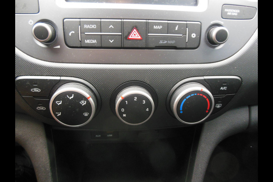 Hyundai i10 1.0i Comfort Staat in De Krim